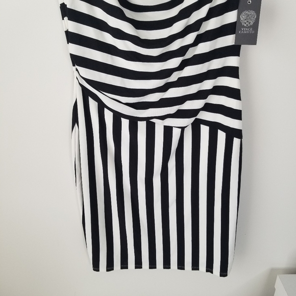 NWT Vince Camuto Black/White Stripe Shift Dress Size 10 Asymmetrical Sleeveless - Picture 12 of 15